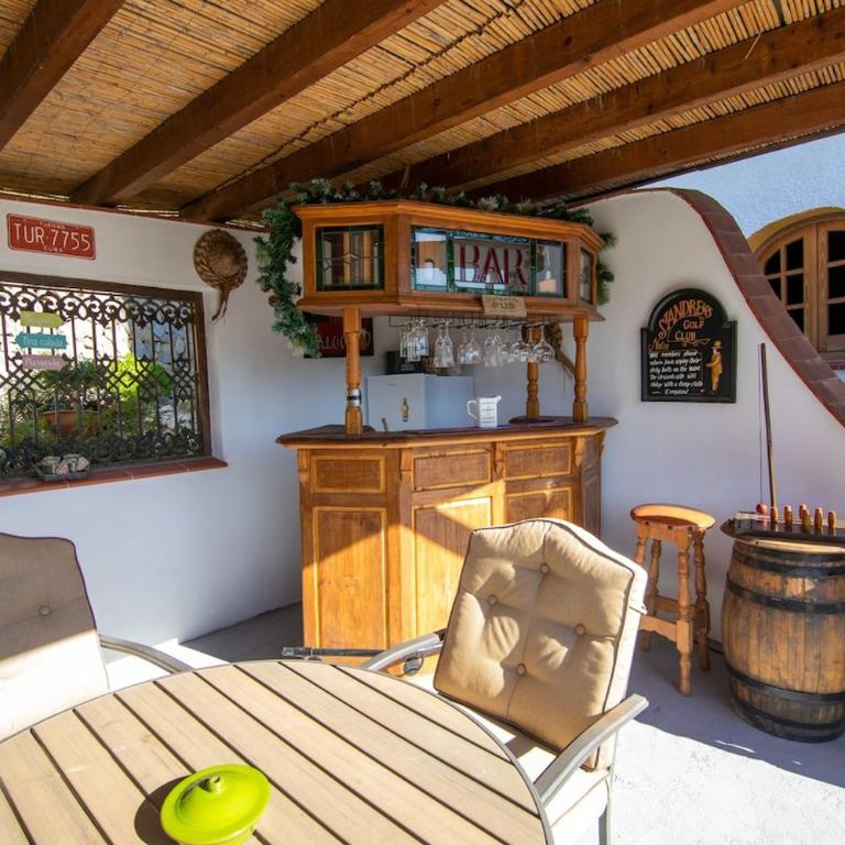 Guest room with ocean views and heated pool! - Apartment mit 1 Schlafzimmer - 2