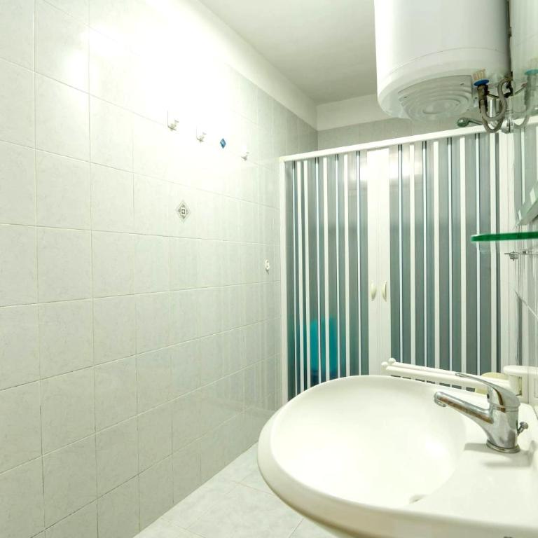 Residence Family House - Appartamento con 2 Camere da Letto - 10