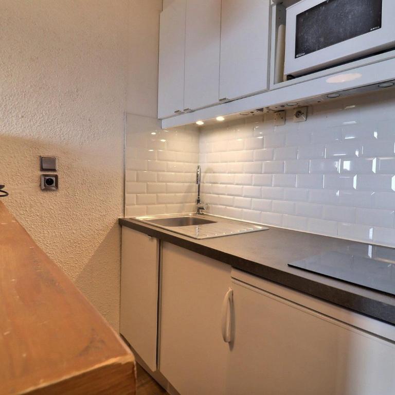 2 Pièces Calme avec Balcon à Méribel, Pour 4 Pers. - One-Bedroom Apartment - 20