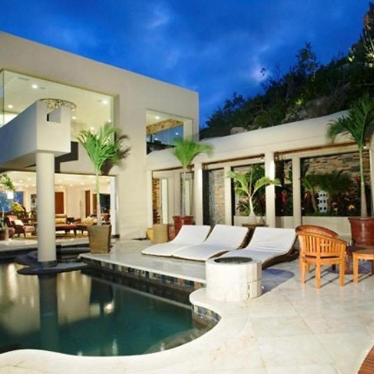 Pedregal Villa with 75-ft Pool and Panoramic Views - Villa - 90