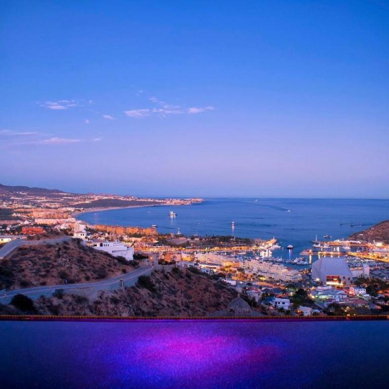 Pedregal Villa with 75-ft Pool and Panoramic Views - Villa - 96