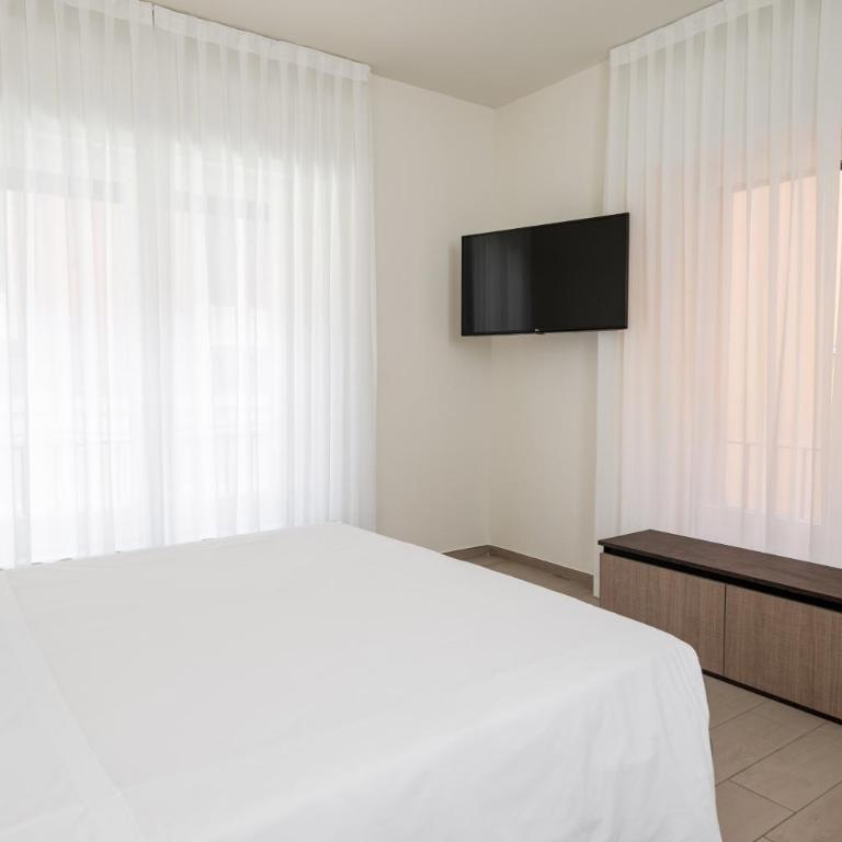 Mamma Mia Holidays - Nettuno Apartment - Deluxe One-Bedroom Apartment with City View - 13