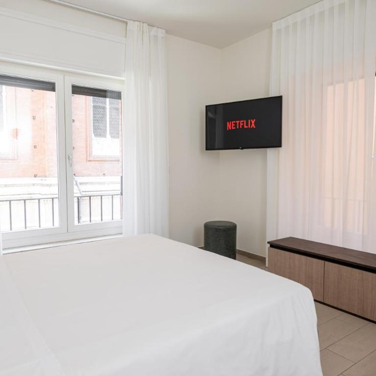 Mamma Mia Holidays - Nettuno Apartment - Deluxe One-Bedroom Apartment with City View - 2