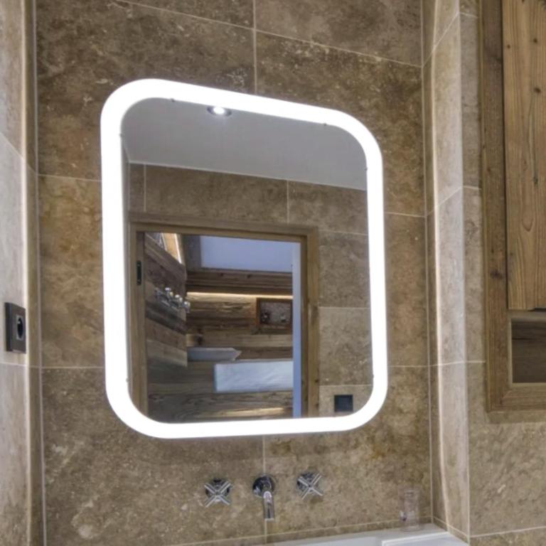 Apartment Eglise Ski In Courchevel - Appartement - 4