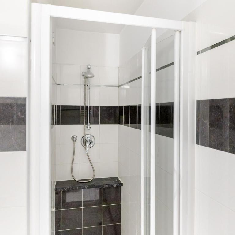 Hostdomus - City Hub Suite - Appartamento con 2 Camere da Letto - 26