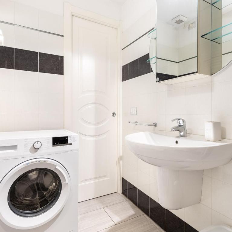 Hostdomus - City Hub Suite - Appartamento con 2 Camere da Letto - 24