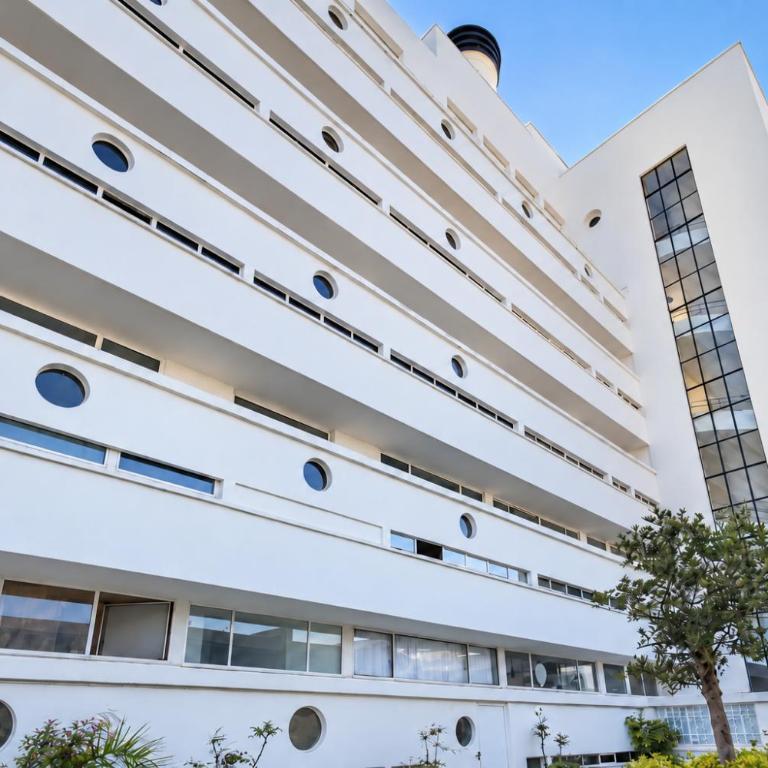 ÉLÉGANT STUDIO et PARKING DANS BATIMENT HISTORIQUE - Superior Studio - 7