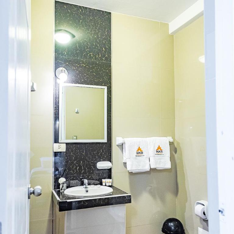 Hotel Real Salaverry *** Inkahoteles - Habitación Familiar con baño privado - 5
