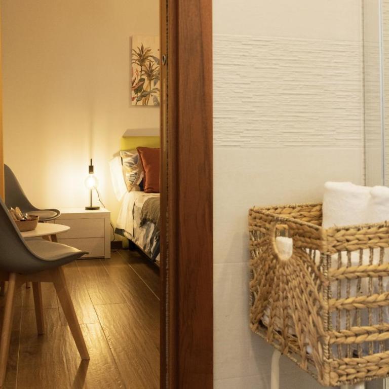 Milano 71 Home - Camera Matrimoniale con Bagno Privato - 8