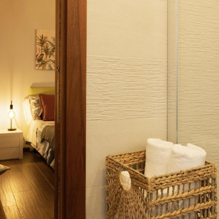 Milano 71 Home - Camera Matrimoniale con Bagno Privato - 13