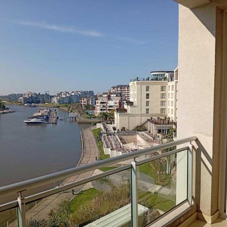 Disfruta Nordelta - Depto con Balcón y Vista a la Bahía - Cochera Inc - Apartamento de 1 dormitorio - 4