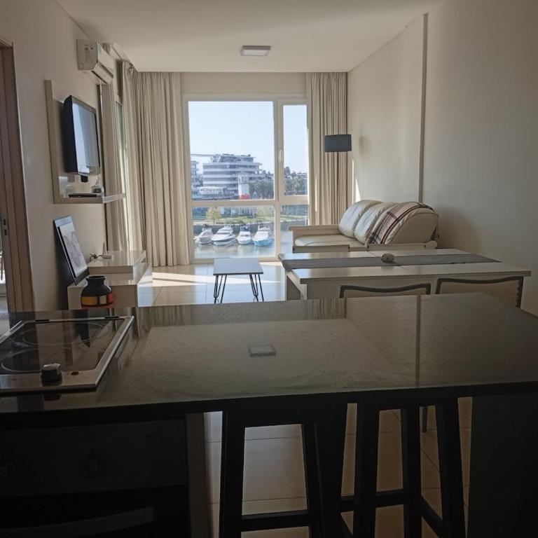 Disfruta Nordelta - Depto con Balcón y Vista a la Bahía - Cochera Inc - Apartamento de 1 dormitorio - 12