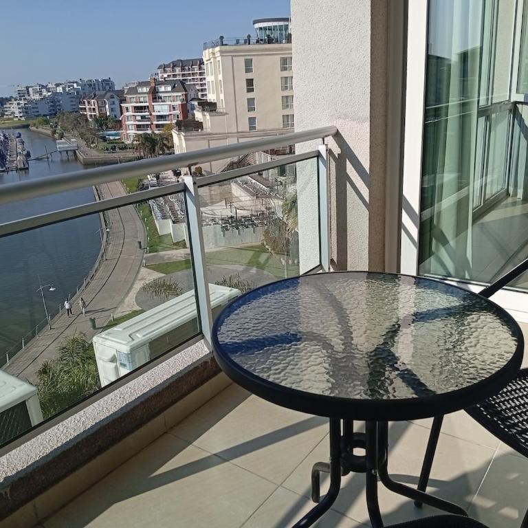 Disfruta Nordelta - Depto con Balcón y Vista a la Bahía - Cochera Inc - Apartamento de 1 dormitorio - 5