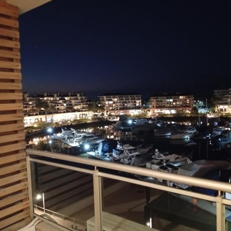 Disfruta Nordelta - Depto con Balcón y Vista a la Bahía - Cochera Inc - Apartamento de 1 dormitorio - 32