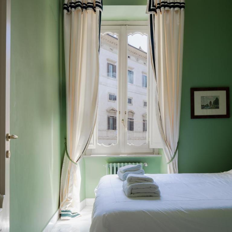 Vista Ara Pacis - Appartamento Storico di Lusso 5 min Piazza di Spagna - Appartamento con 2 Camere da Letto - 15