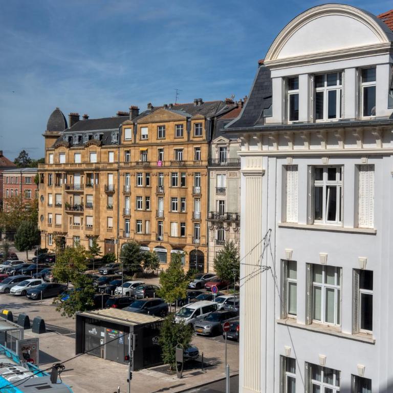 Grand 90m2 - 4 lits - Quartier Impérial - Gare 1 min - Apartment mit 2 Schlafzimmern - 17