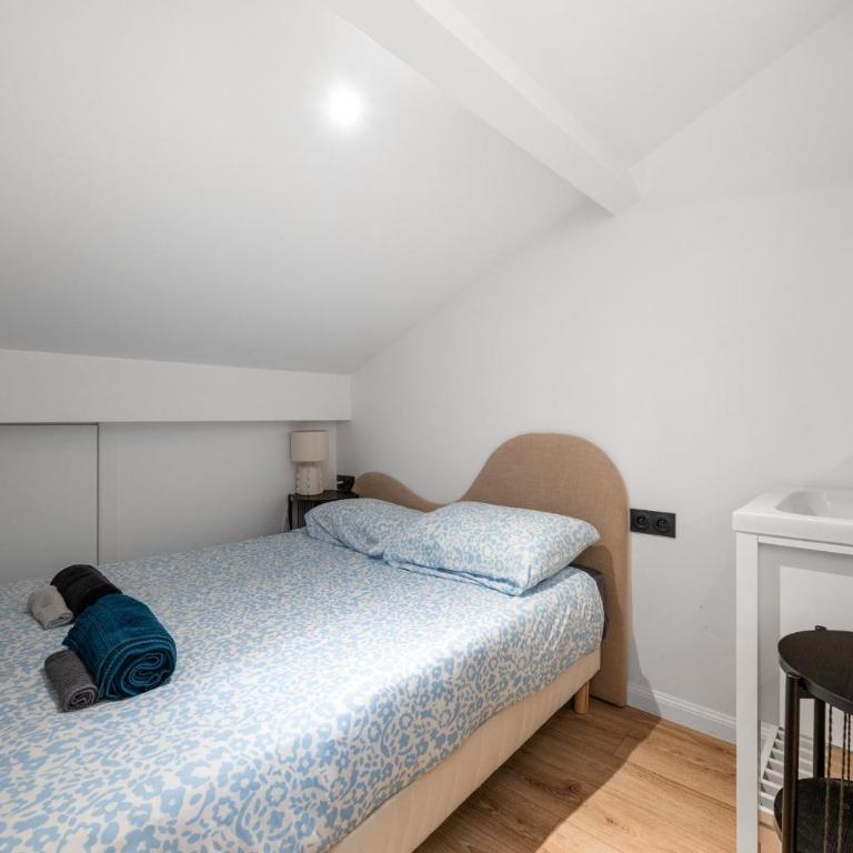 3BR Duplex w/ Balcony & A/C - Port of Nice | By Airnest - Appartamento - 33