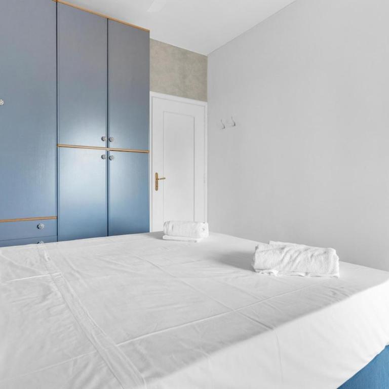 Attico Skyline Desenzano Vista Lago e Piscina - Appartamento con 2 Camere da Letto - 17