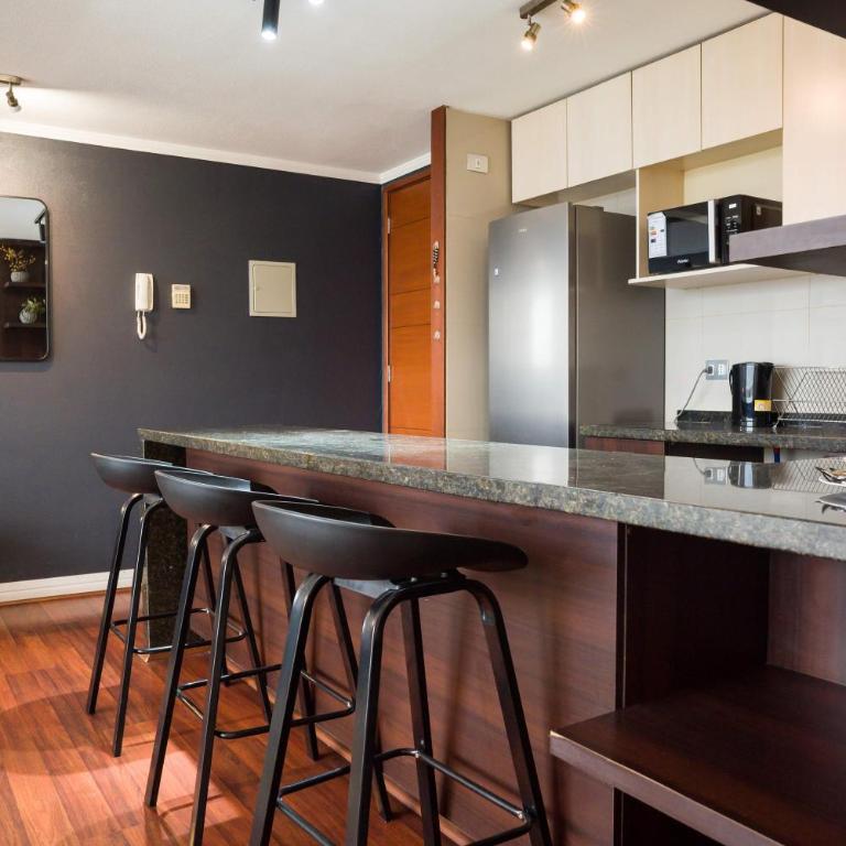 Stylish 2BR City Flat Modern Design and Comfort - Apartment - 21