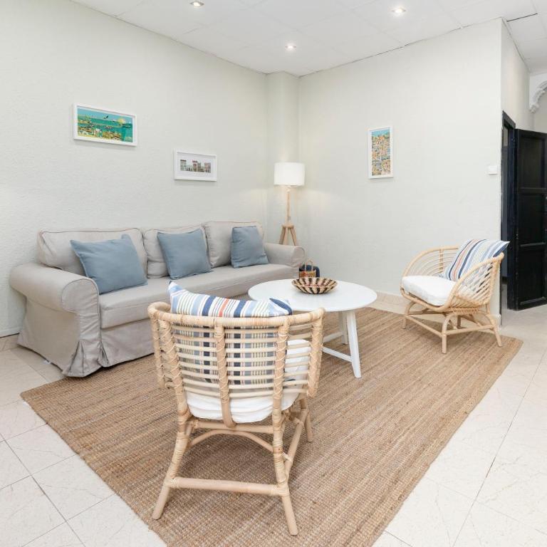 Beach home with room balconies - Apartment mit 2 Schlafzimmern - 7