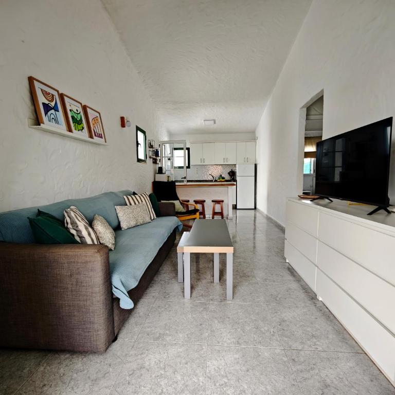 2 bedroom bungalow with parking - Casa de 2 dormitorios - 7