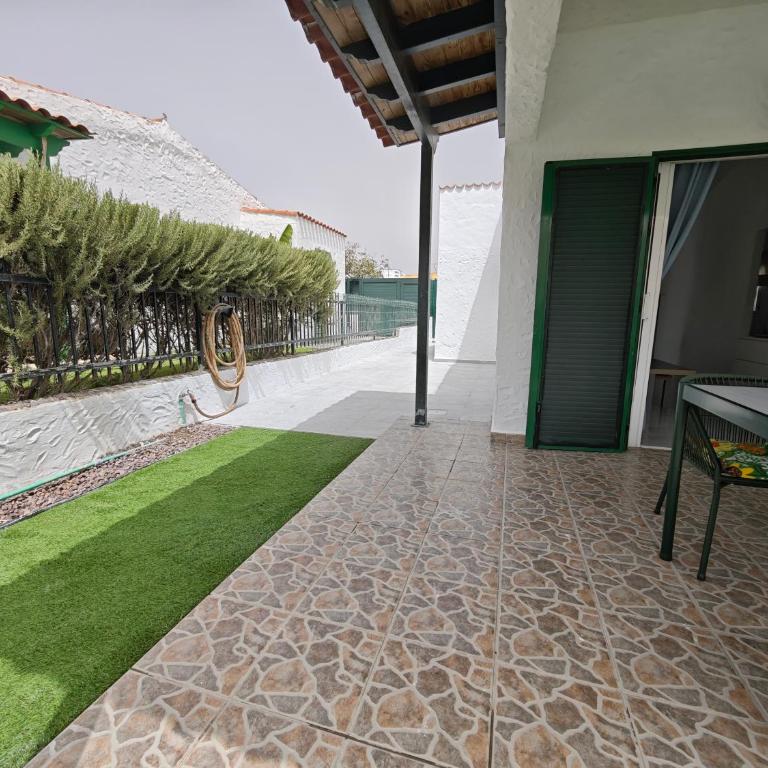 2 bedroom bungalow with parking - Casa de 2 dormitorios - 23