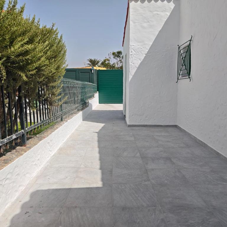 2 bedroom bungalow with parking - Casa de 2 dormitorios - 51