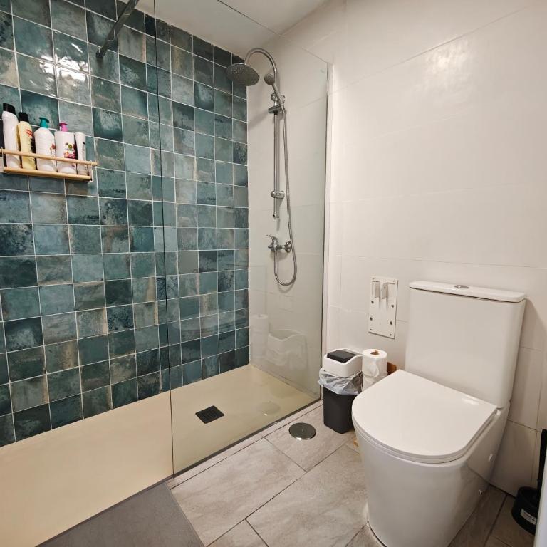 2 bedroom bungalow with parking - Casa de 2 dormitorios - 54