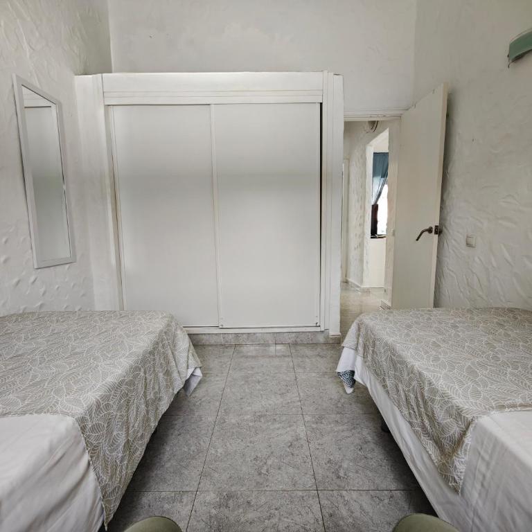 2 bedroom bungalow with parking - Casa de 2 dormitorios - 59