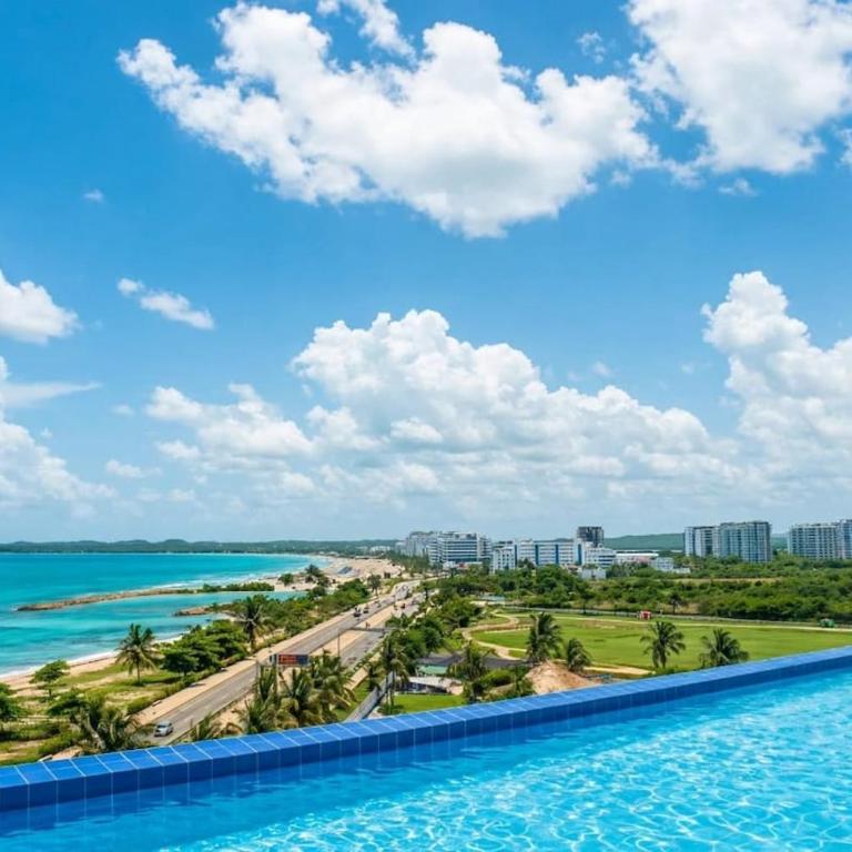 Ocean View, Infinity Pool and the Malecón del Mar - Two-Bedroom Apartment - 12