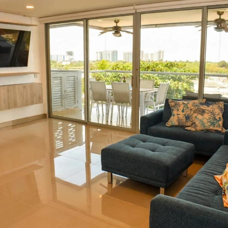 Ocean View, Infinity Pool and the Malecón del Mar - Two-Bedroom Apartment - 24