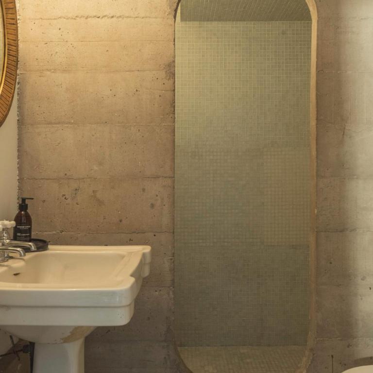 Boutique Townhouse by XOLO STAYS - Villa Deluxe - 10