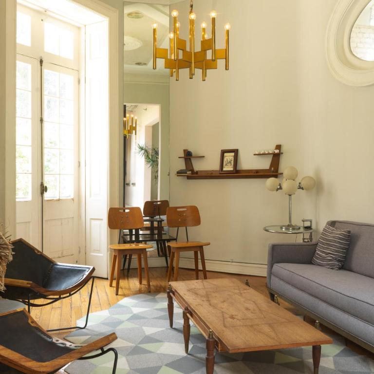 Boutique Townhouse by XOLO STAYS - Villa Deluxe - 13