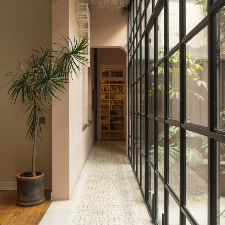 Boutique Townhouse by XOLO STAYS - Villa Deluxe - 16