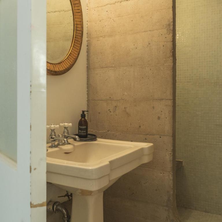 Boutique Townhouse by XOLO STAYS - Villa Deluxe - 17