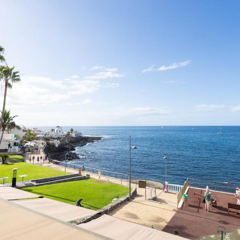 Modern Apartment with Sea Views and Terrace La Caleta - Apartamento - 25