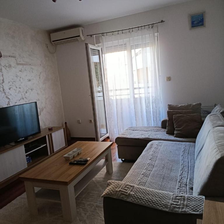Ena 2 - One-Bedroom Apartment - 1