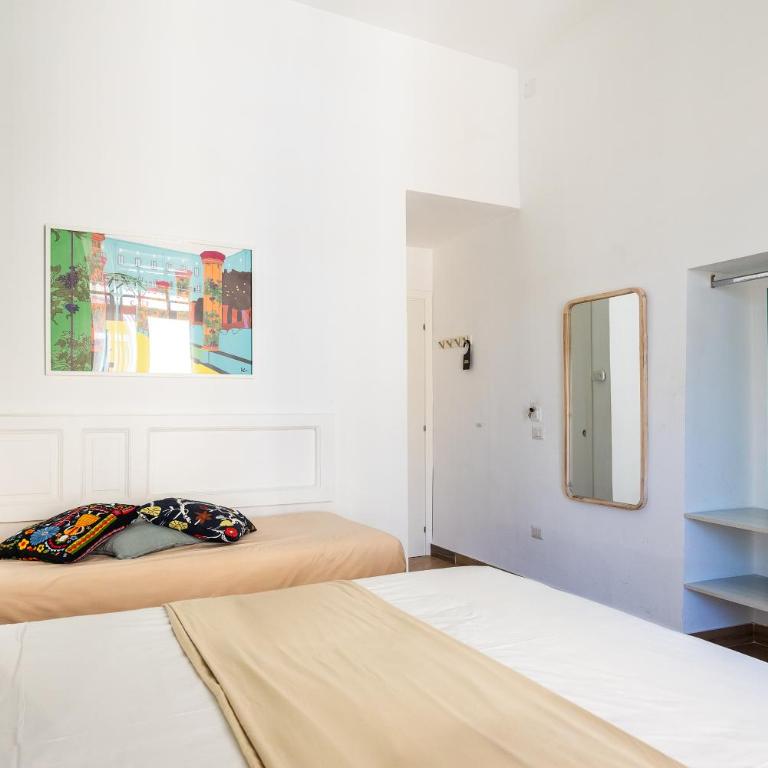 Tredici Boutique Rooms - Camera Tripla con Terrazza - 5