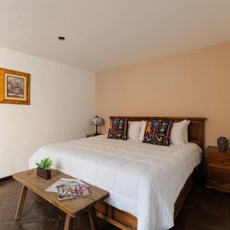Casa La Virgen | Washing machine + Parking - Two-Bedroom House - 3