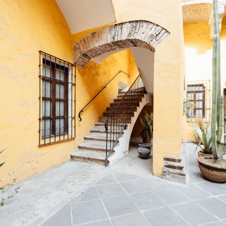 Casa La Virgen | Washing machine + Parking - Two-Bedroom House - 36