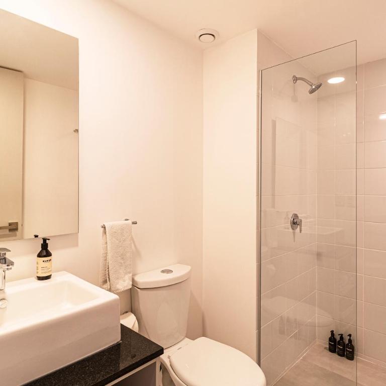 Kukun Reforma & Downtown - Deluxe studio apartment with queen bed - 2