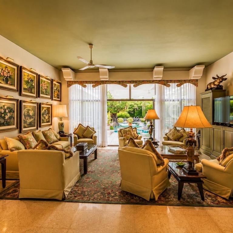 Casa Carlota Exclusive Mansion Pool & Garden - Vacation Home - 16