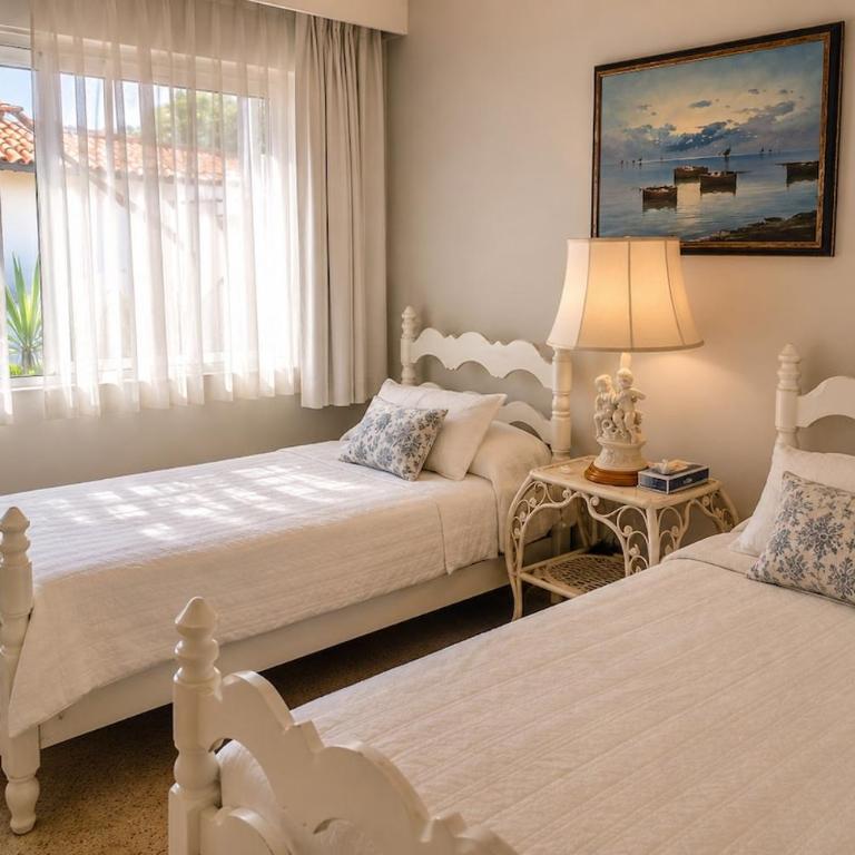 Casa Carlota Exclusive Mansion Pool & Garden - Vacation Home - 48