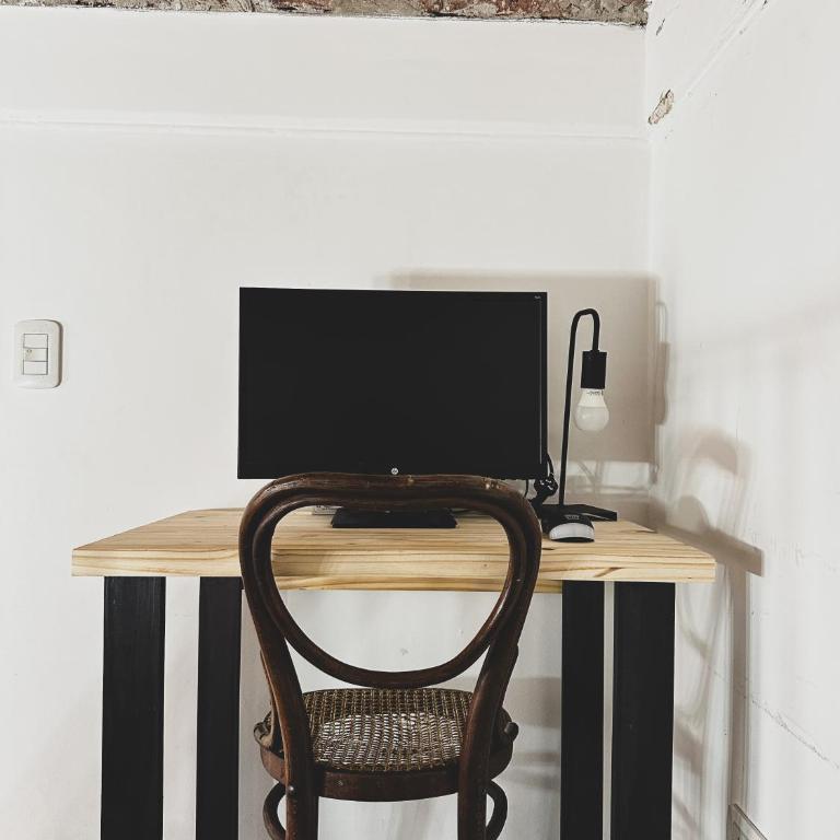 San Telmo Historico Apt 5 Guests Plaza Dorrego - One-Bedroom Apartment - 5