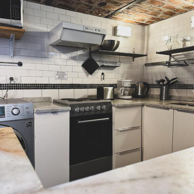San Telmo Historico Apt 5 Guests Plaza Dorrego - One-Bedroom Apartment - 8