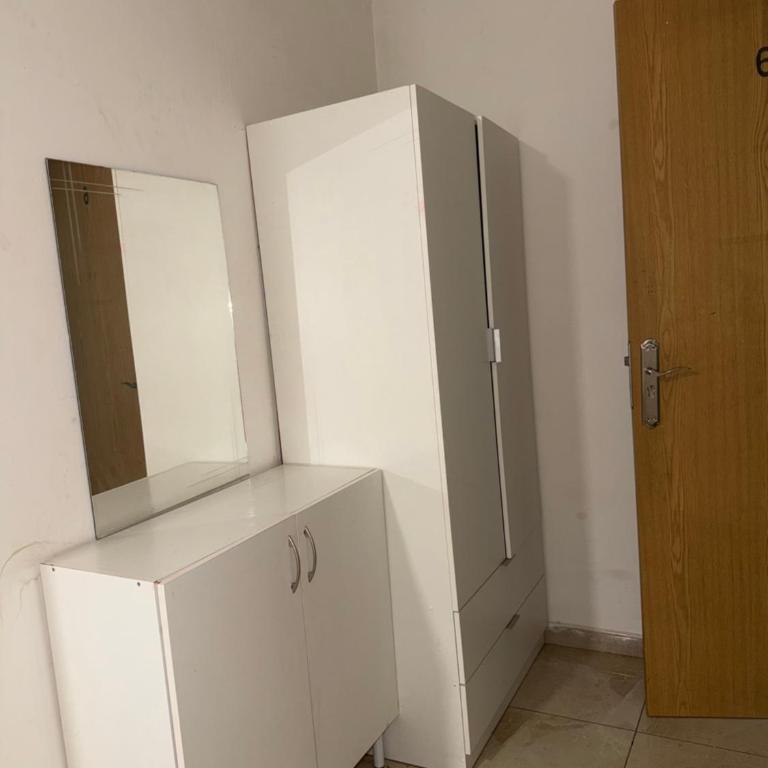 Alojamiento de habitaciones Zaidín - Habitación Doble Estándar con baño compartido - 2