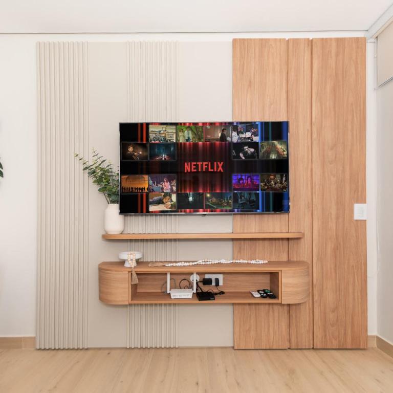 Modern 1 Bedroom Apartment with Pool and Gym - Apartment - 4