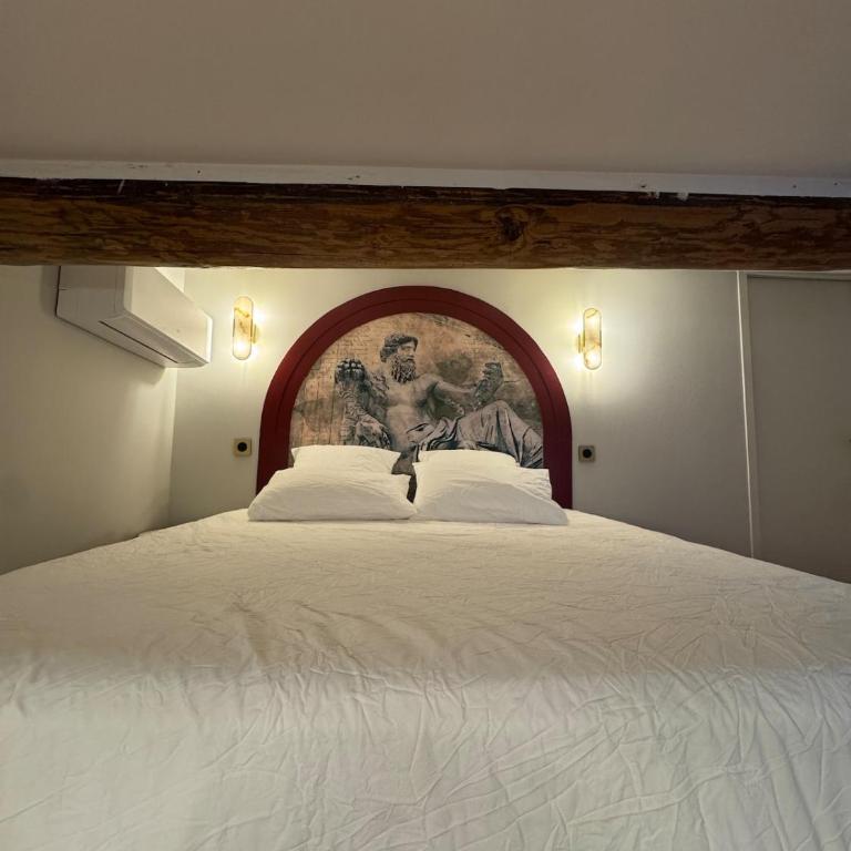 La suite romaine de Nîmes, balnéo, hammam, clim - Two-Bedroom Apartment - 4