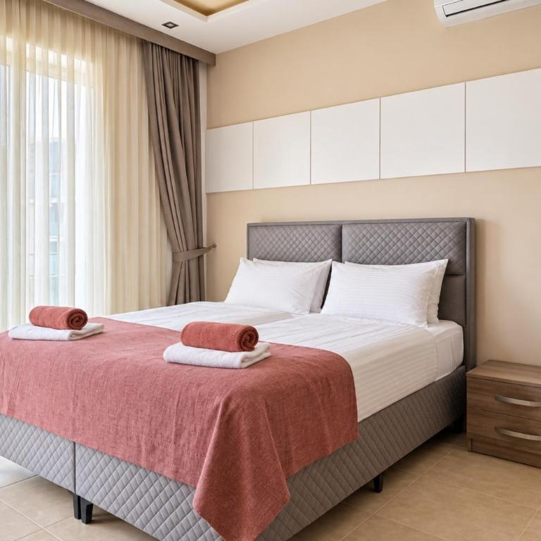 Porta Budva Residences - Near Old Town - Apartment mit 2 Schlafzimmern und Terrasse - 17