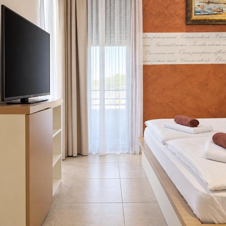 Porta Budva Residences - Near Old Town - Apartment mit 3 Schlafzimmern und Meerblick - 9